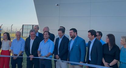 Inauguración del aeropuerto de Paysandú