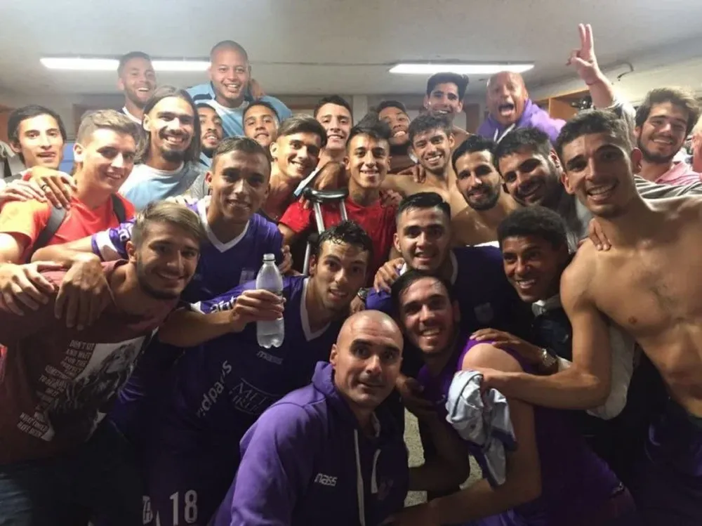 La intimidad del vestuario de Defensor tras la victoria ante Nacional