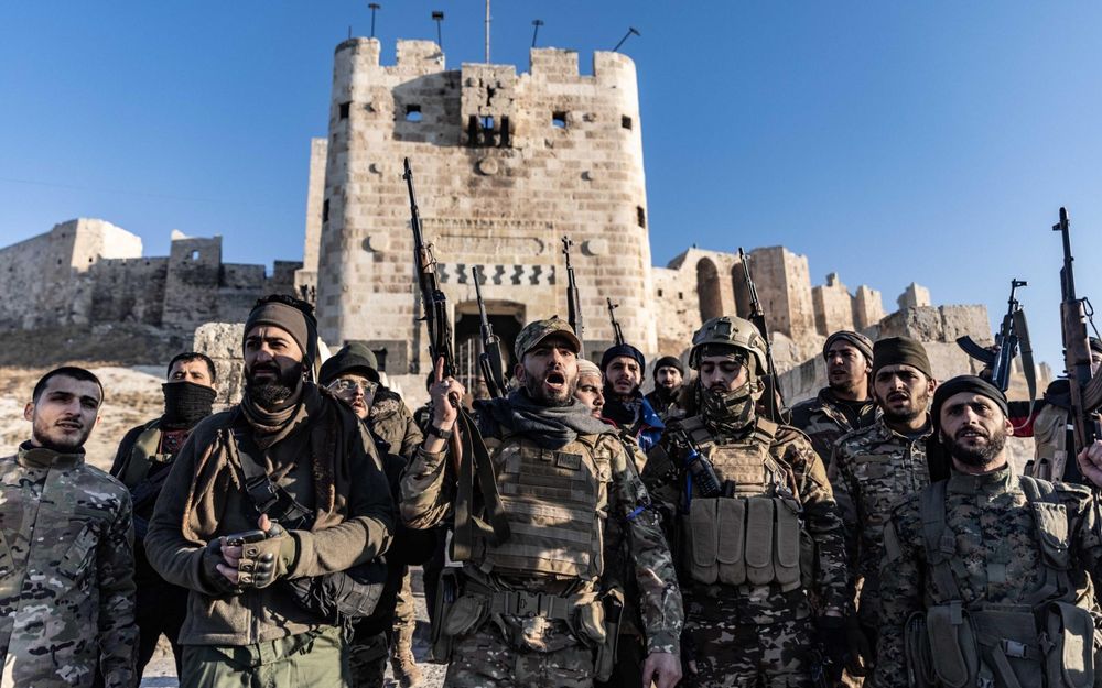 HTS Rebels Alepo.jpg