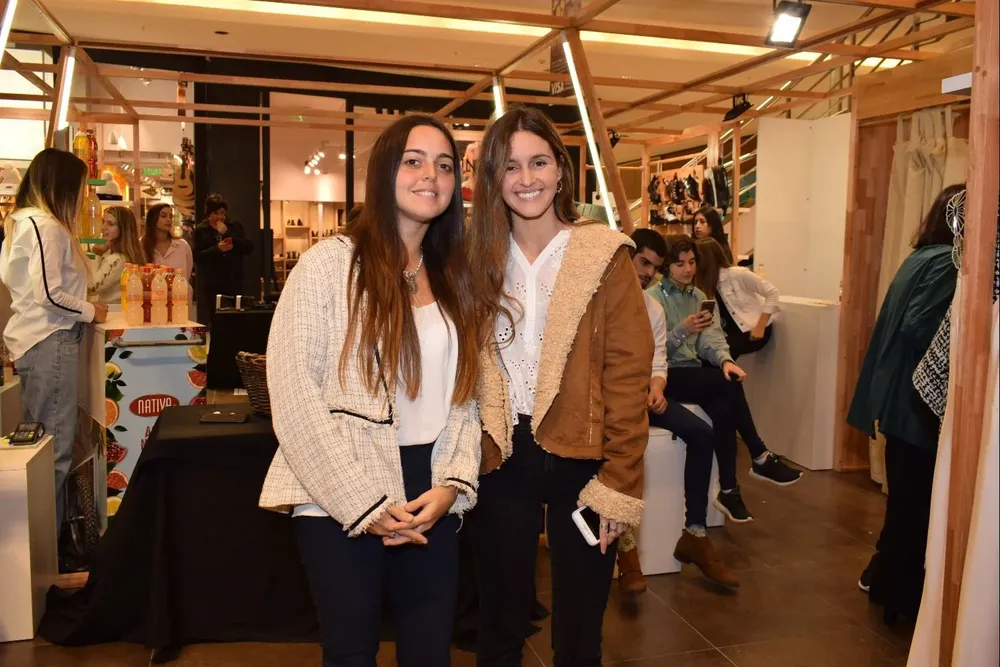 Romina Feóla y Milagros Abal