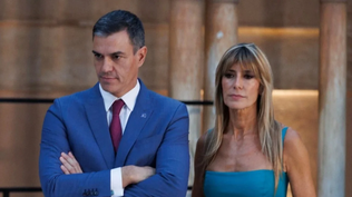 El presidente de España, Pedro Sánchez, y su esposa, Begoña Gómez.