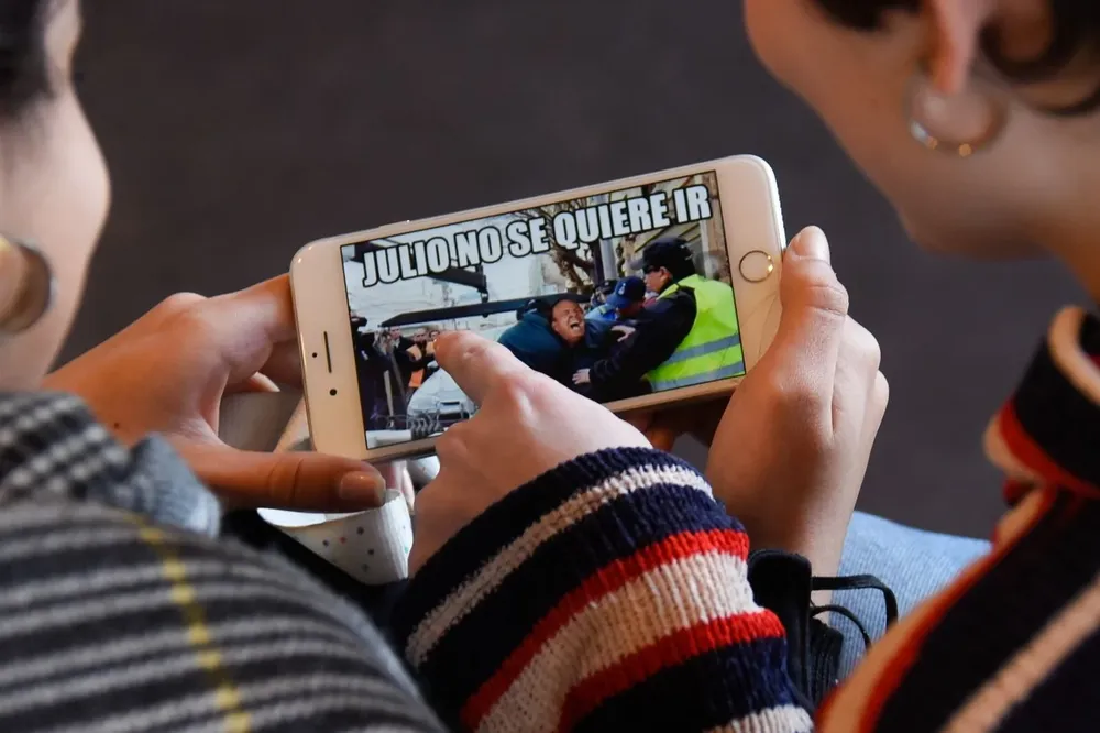 Los memes se convirtieron en un nueva forma de comunicación entre usuarios de las redes sociales