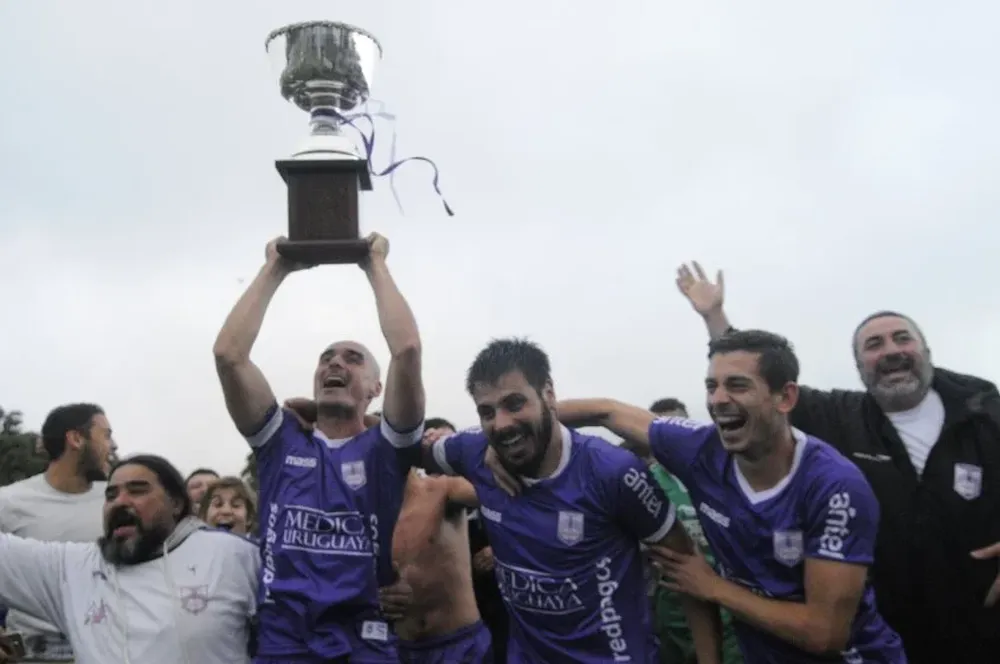 Es el cuarto Apertura que gana Defensor Sporting