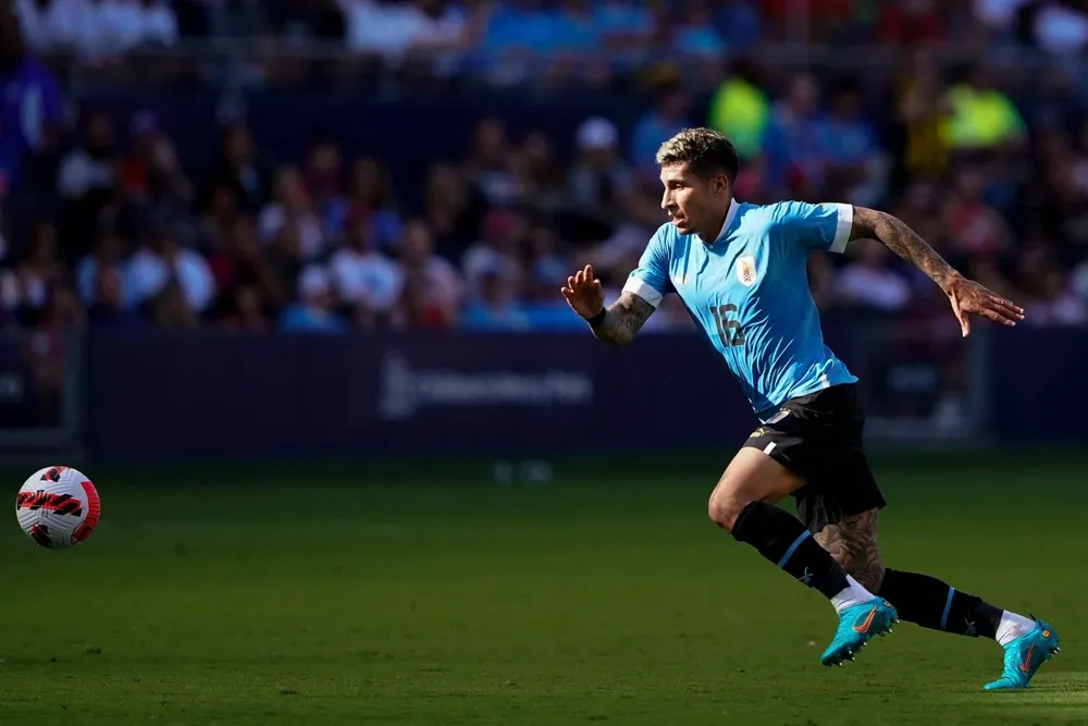 Mathías Olivera, más titular que nunca