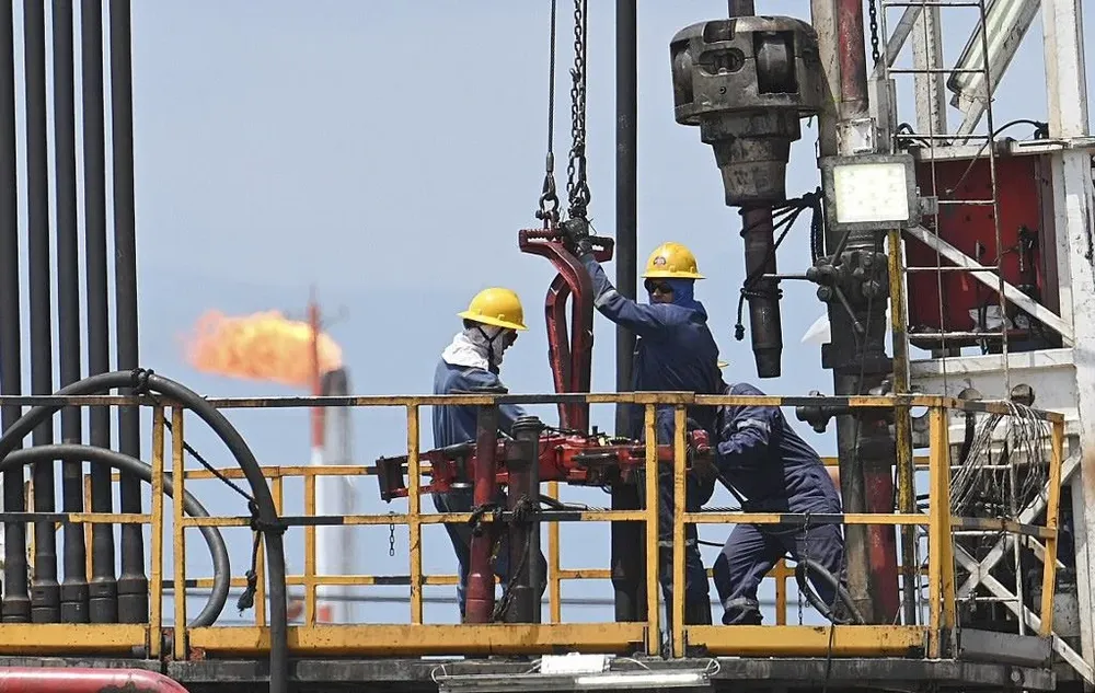 Tras casi un año de desencadenarse la guerra en Ucrania, “los mercados de petróleo se sitúan en una relativa calma”, según el informe de la agencia