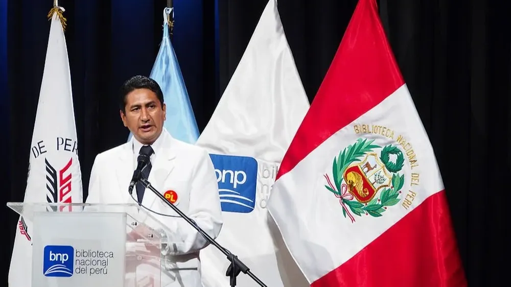 Vladimir Cerrón no puede presentarse a ningún cargo electo por su condena por corrupción