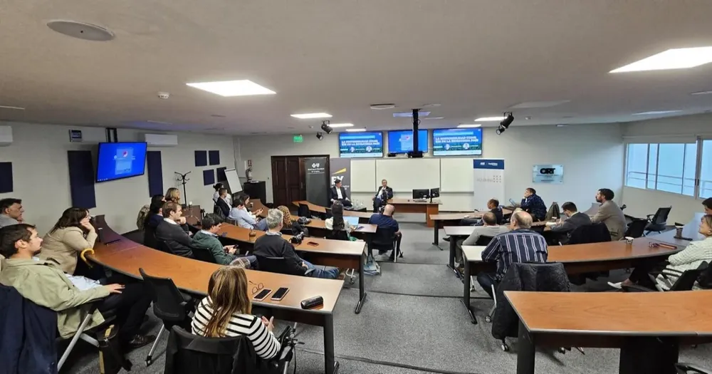 Ciclo de conferencias, en la ORT.