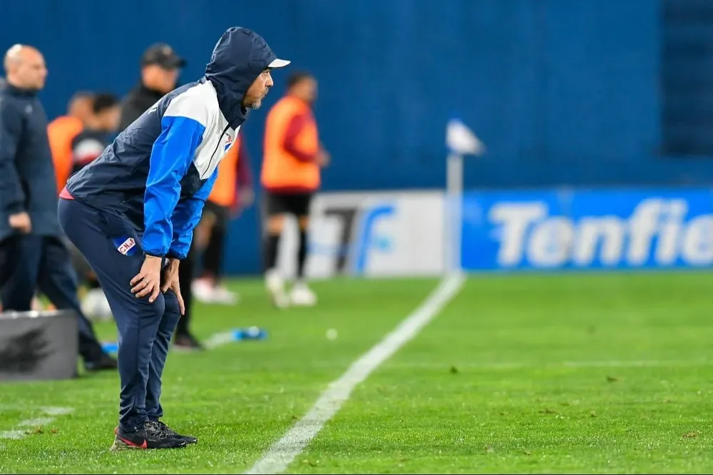 Álvaro Recoba, entrenador de Nacional