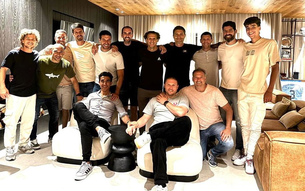 Jugadores de la selección de Uruguay en Sudáfrica 2010 celebraron los 15 años de la clasificación