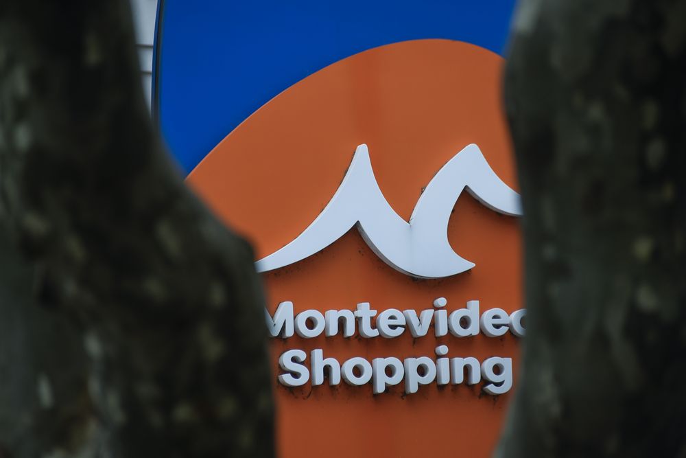 Robo piraña en farmacia del Montevideo Shopping