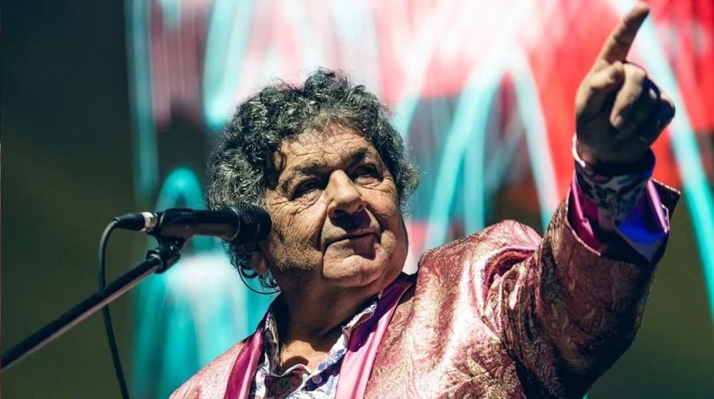 cantante pal.jpg