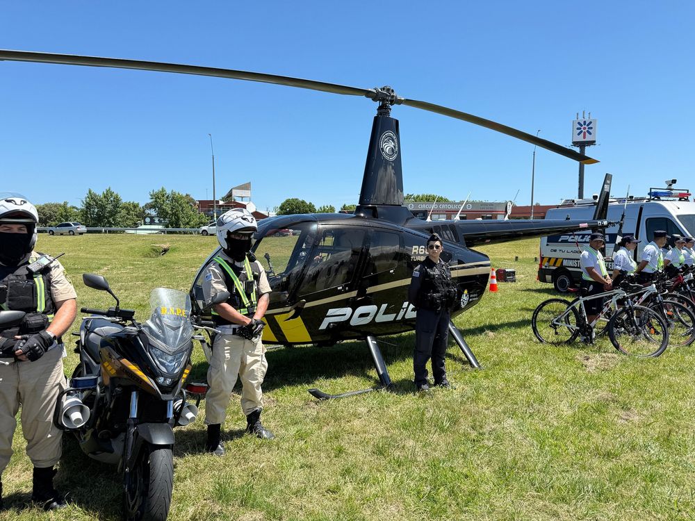 Policía, Verano Azul