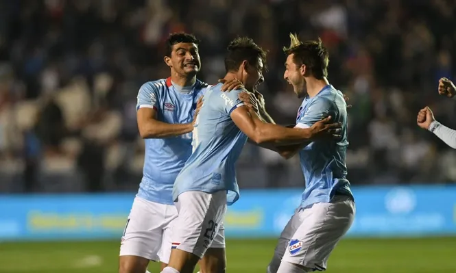 Nacional debutó con goleada en el Clausura sacudiendo a Liverpool