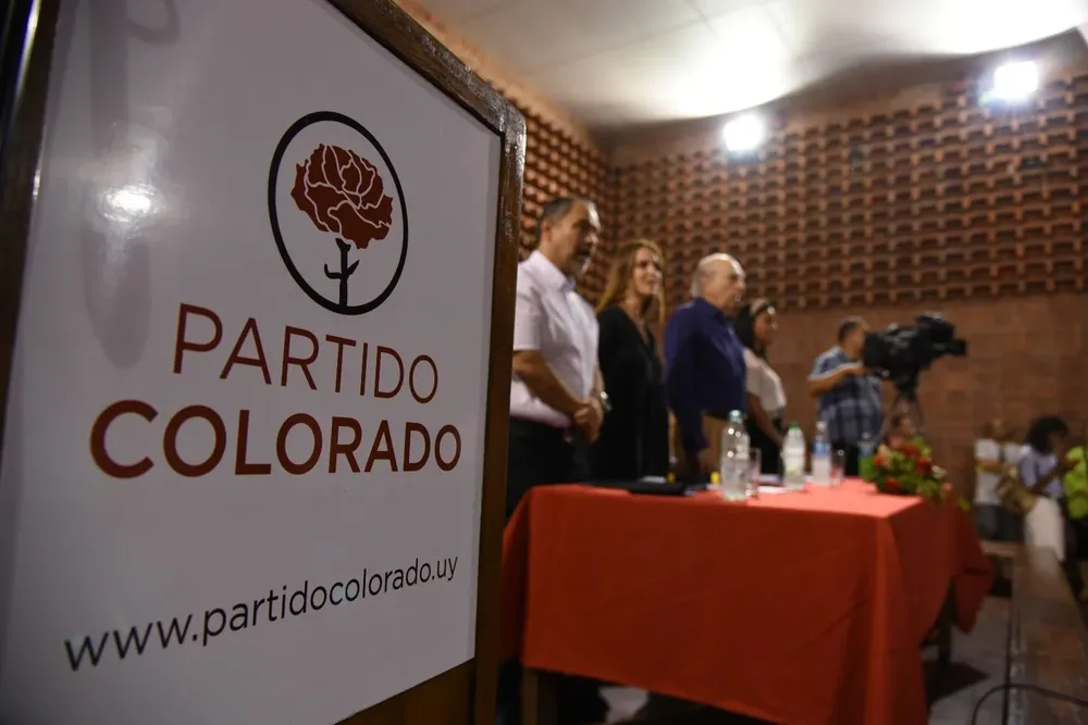 Comité Ejecutivo del Partido Colorado reclama respeto a la lucha por los derechos de la mujer