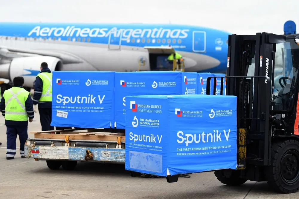 Argentina comenzó la distribución de la Sputnik V producida localmente