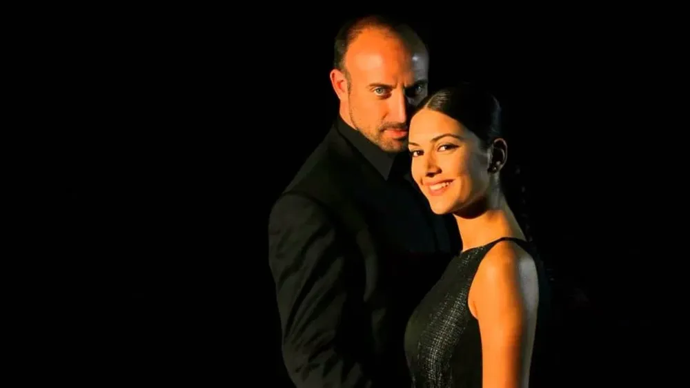 Las mil y una noches es una telenovela turca que Canal 10 emitió en 2015