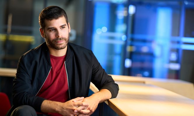 El uruguayo que lidera el arte de The Witcher 4, un videojuego con impacto cultural en el mundo