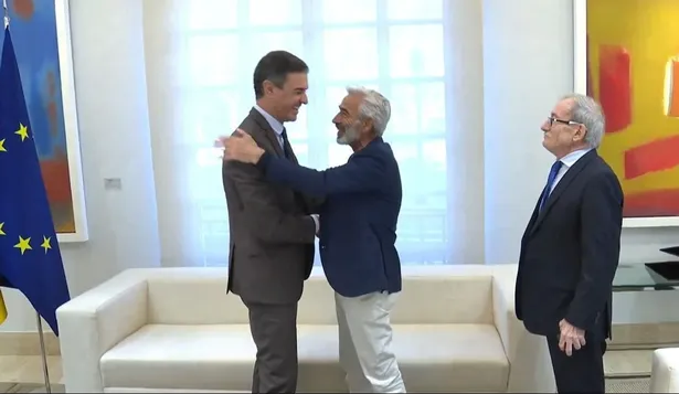 Los actores de Cuéntame con Pedro Sánchez