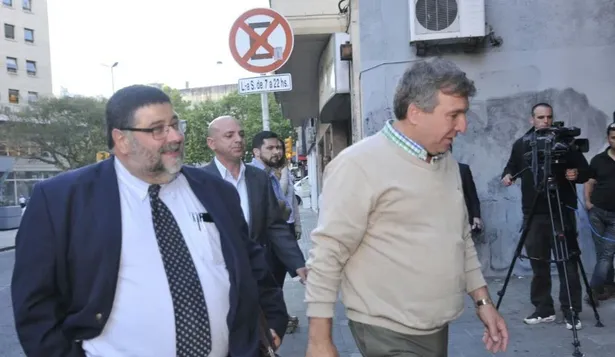 Pérez Lauro en la sede de la AUF con Álvaro Chijane