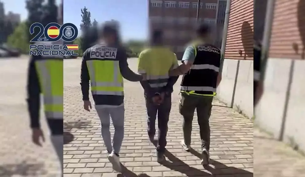 La policía detiene al líder de los terror kila en Las Rozas.