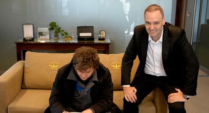 El Observador | Javier Milei Manuel Adorni reforma laboral