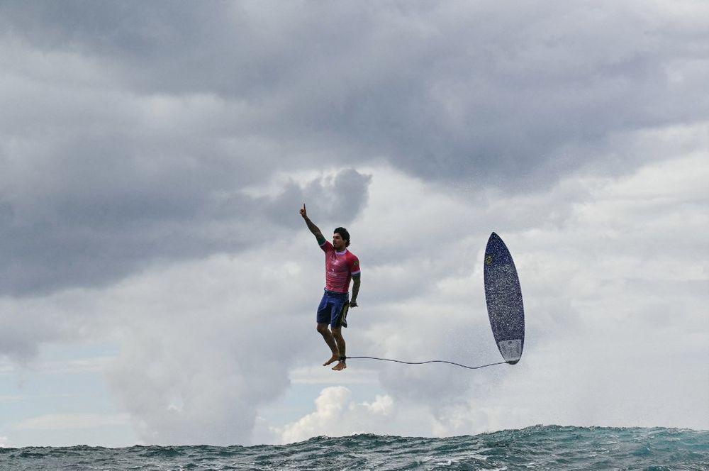 El festejo del brasileño Gabriel Medina y la foto del momento