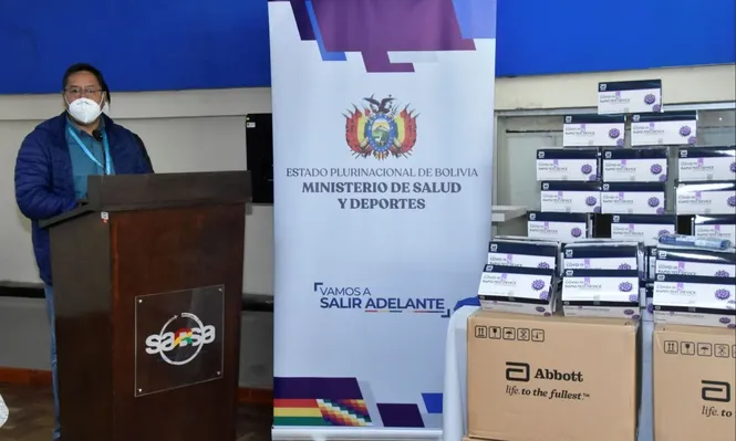 Bolivia recibirá dos millones de vacunas de AstraZeneca/Oxford a fines de marzo