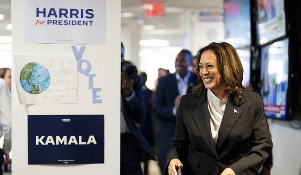 Kamala Harris visita oficina de equipo de campaña en Wilmington, Delaware, el 22 de julio