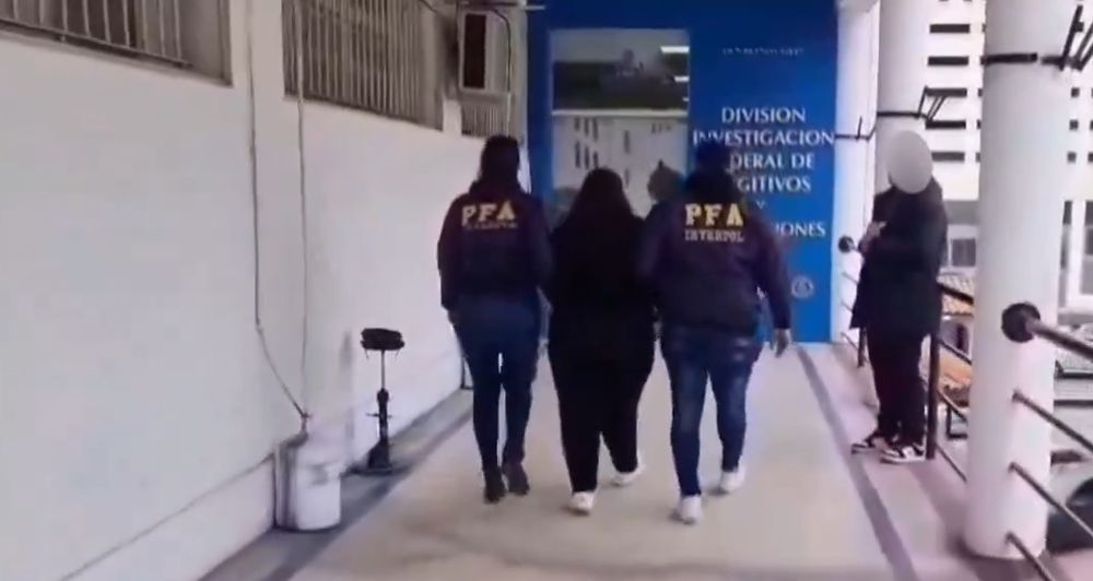 Así se llevan a la narcotraficante