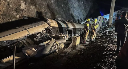 Tragedia ferroviaria: ya son 41 los muertos y sigue la búsqueda de los tres cuerpos atrapados en los vagones