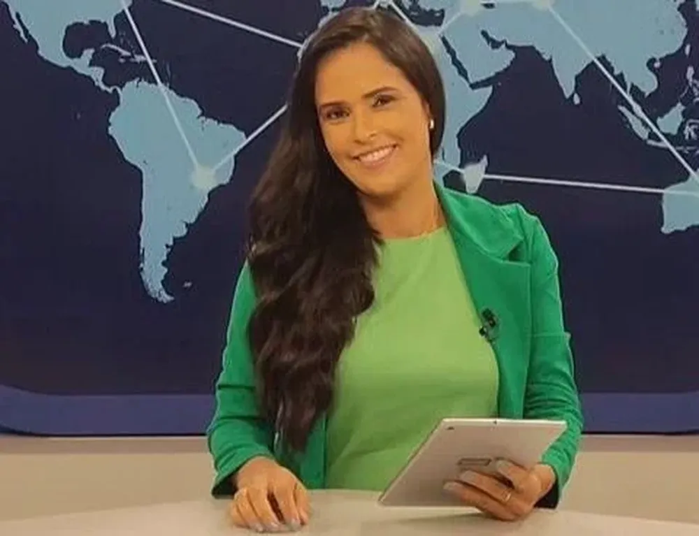 Elaine Santos, periodista brasileña