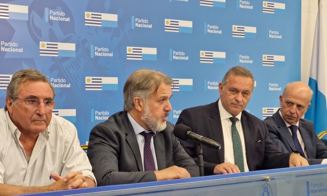 Directorio blanco analizó tema Cardama: patrullas se están construyendo en tiempo y forma, dijo diputado