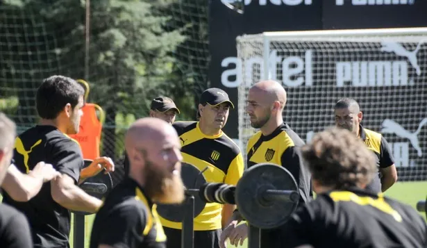 Otra vuelta de tuerca del Polilla: hará cuatro cambios ante Danubio