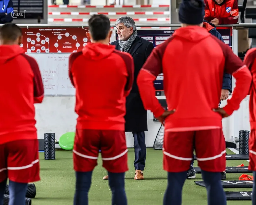 Alejandro Balbi en Los Céspedes