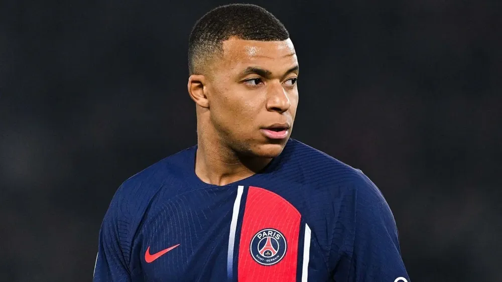 El Real Madrid anuncia el fichaje de Kylian Mbappé.