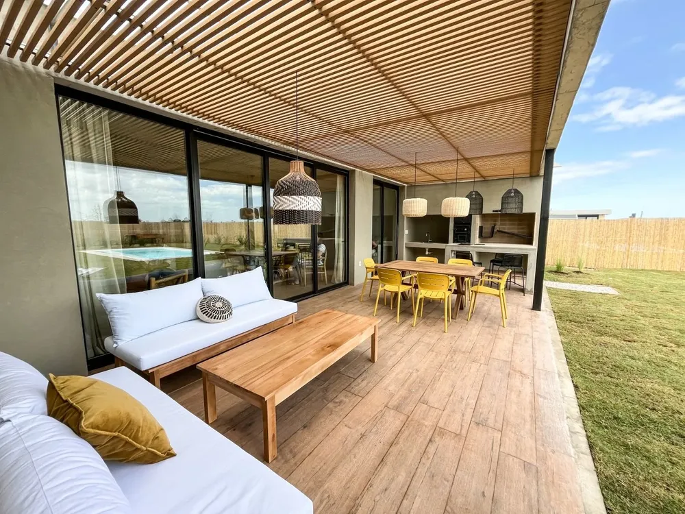 La Juana de Balsa & Asociados