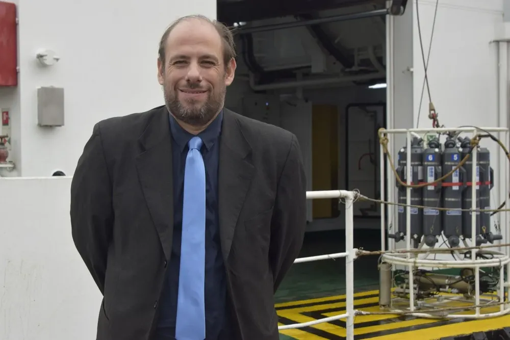 Jaime Coronel renunció a la Dinara