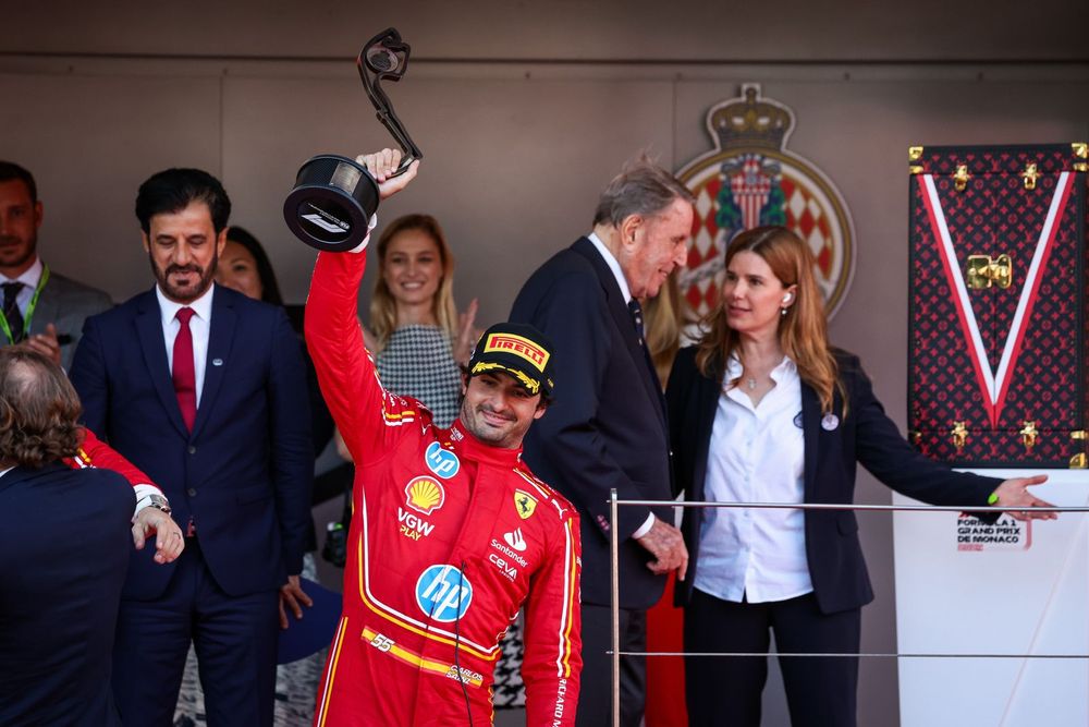 Carlos Sainz obtiene su vigésimo segundo podio.