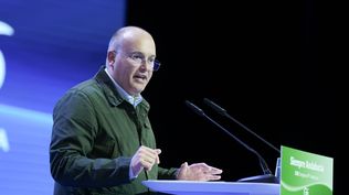 El crudo augurio de Tellado sobre el PSOE: Caerán todos y también el número uno