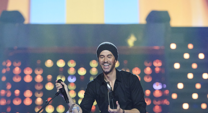 Enrique Iglesias prepara un mega show para celebrar sus 50 años.