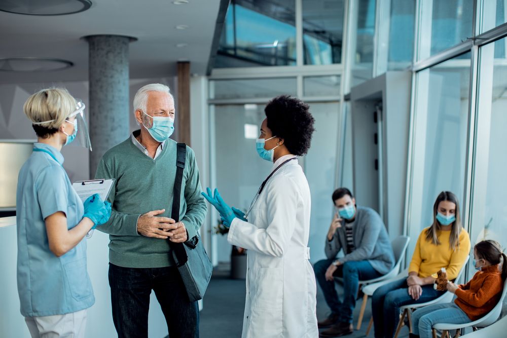 La diversidad geográfica de América Latina presenta desafíos para ofrecer atención médica uniforme.