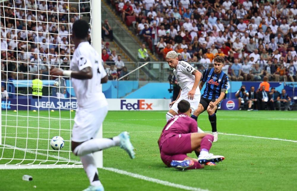 Valverde adelanta al Real Madrid. Valverde adelanta al Real Madrid.