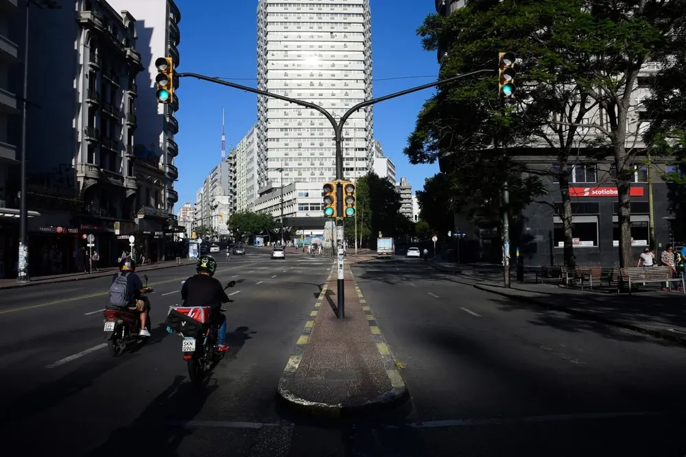 A una semana de restricciones a la movilidad: ¿Cuántos días tomó en diciembre para que surtieran efecto?