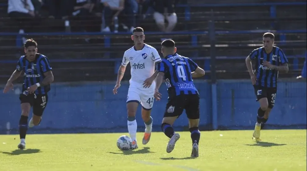 El Pumita Rodríguez quedó suspendido para la próxima fecha