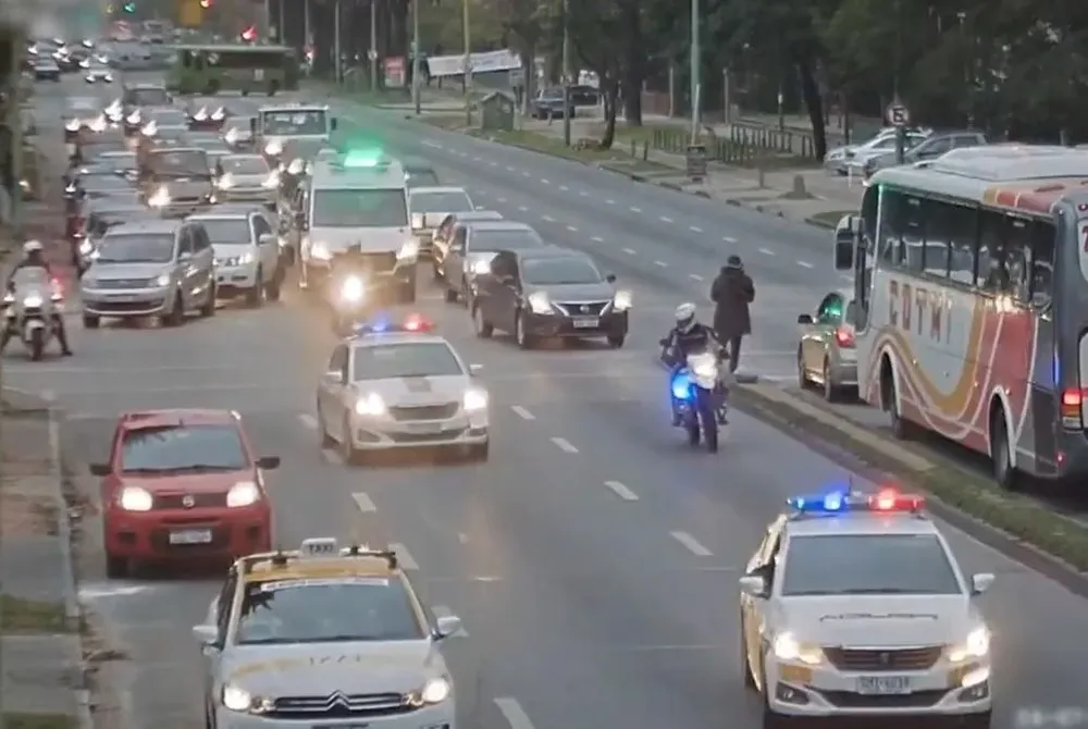 El operativo policial para trasladar al bebé