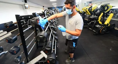 Por qué los salones de belleza, los gimnasios y los viajes relacionados con el trabajo nunca volverán a ser iguales