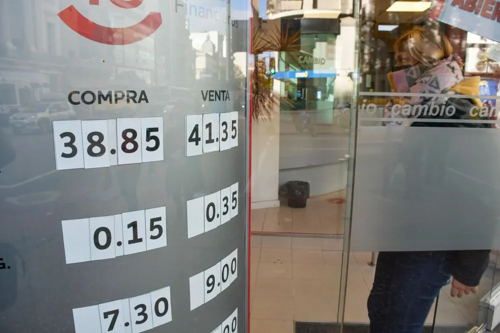 Pizarra de cambio (Foto Archivo).