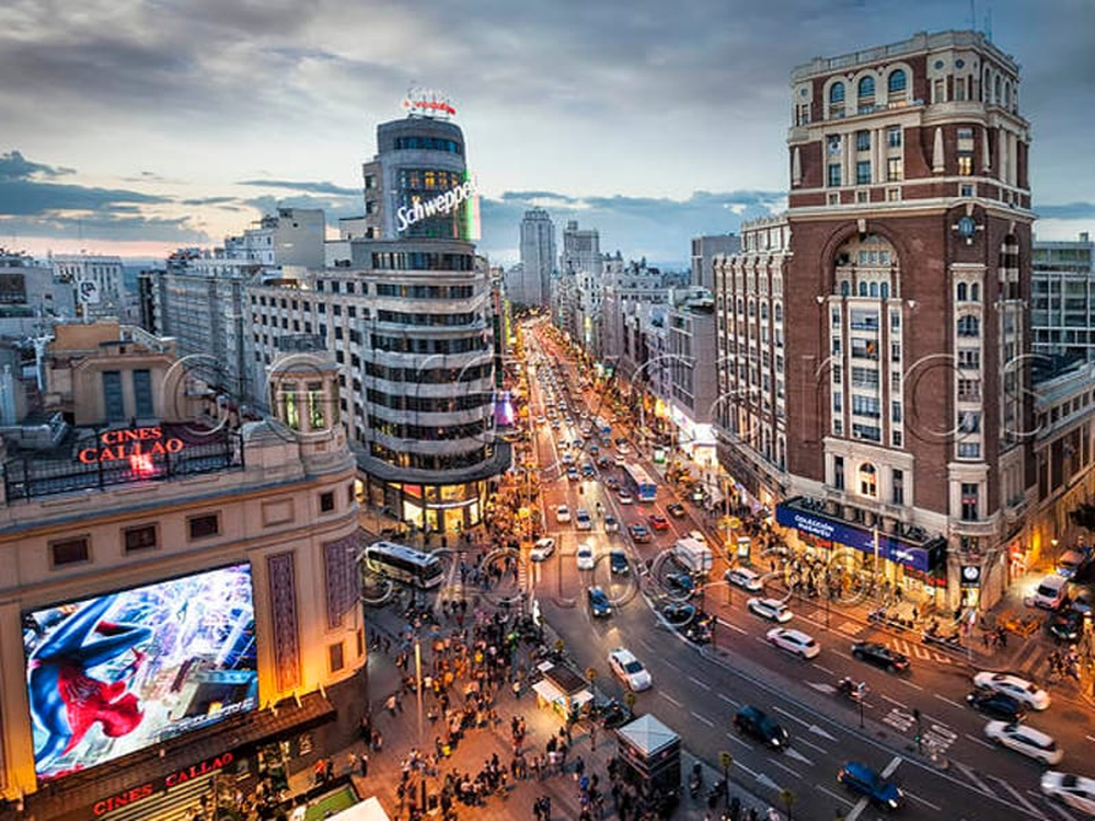 La Gran Vía de Madrid, una de las calles emblemáticas de la capital española.