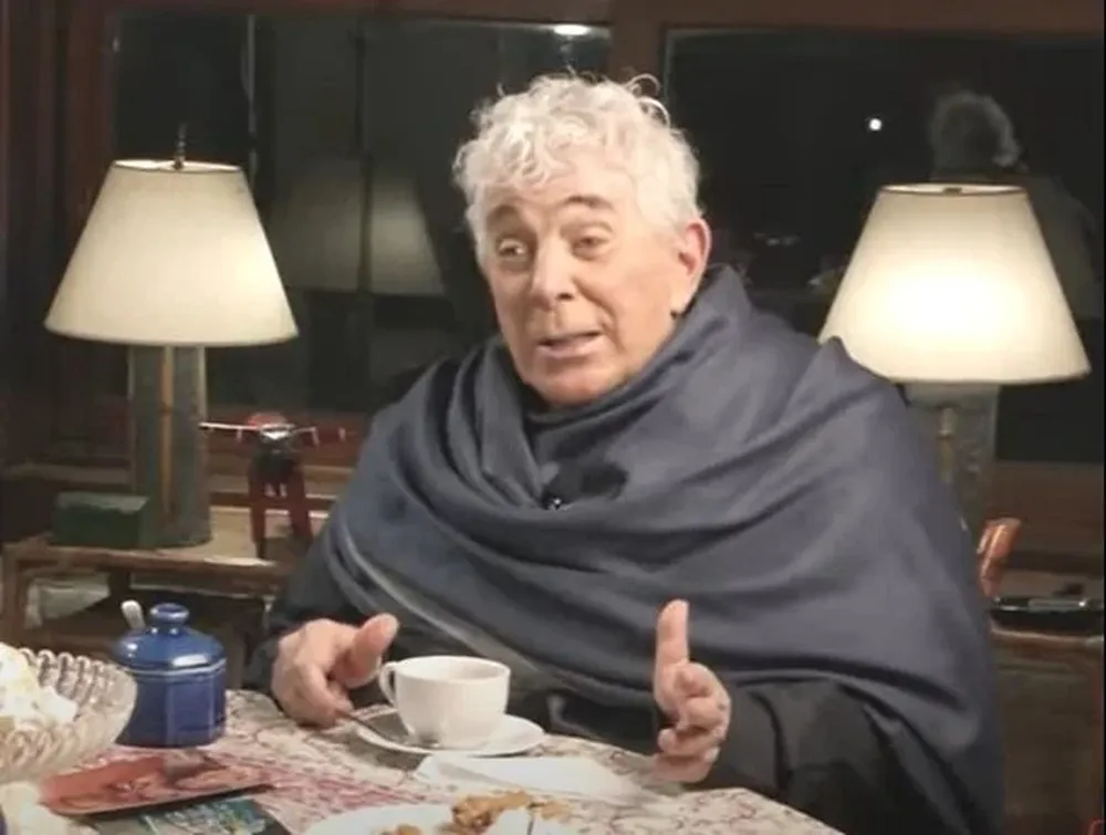 Carlos Perciavalle en su programa de Canal 11 de Punta del Este