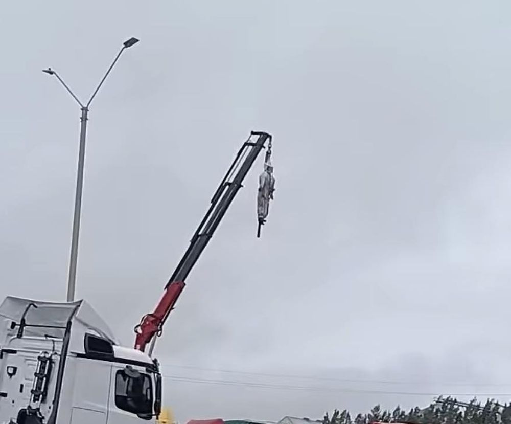 Muñeco colgado en Paysandú